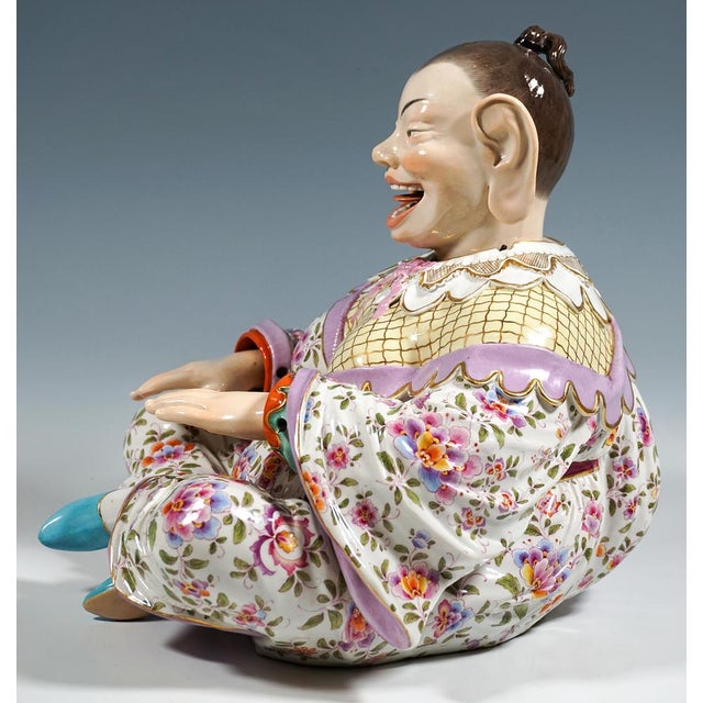 Large Seated Buddha Figurine in Porcelain by J. J. Kaendler for Meissen, 1860s For Sale - Image 4 of 12