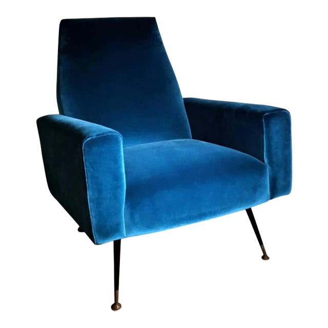 Vintage Italian Armchair Upholstered and Covered in Velvet Ottanio Color For Sale