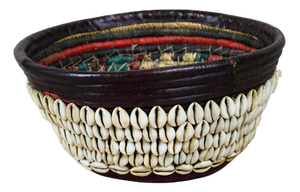 Vintage Hausa Bowl in Wood