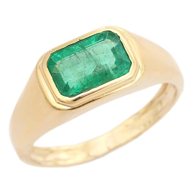 Zambian Emerald 14k Gold East West Signet Ring Size 6 For Sale