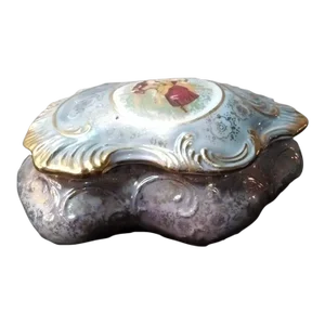 Vintage 1930s R. Capodimonte Italy French Provincial Style Lidded Box