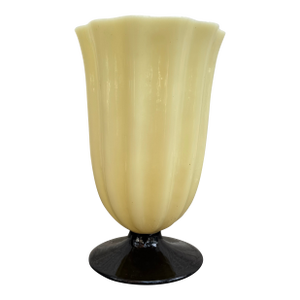 1920s Steuben Frederick Carder 7331 Ivory Black Fluted Glass Vase Art Deco