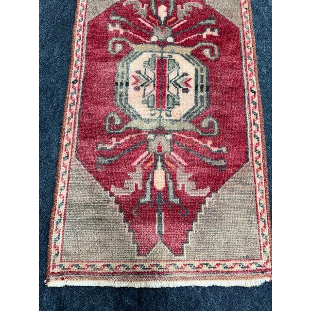 Contemporary Turkish Yastik Rug 1'5" x 2'6" For Sale - Image 3 of 5