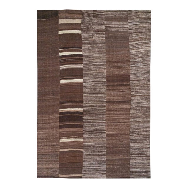 Galerie Shabab Collection Mid-20th Century Turkish Flatweave Kilim Carpet For Sale