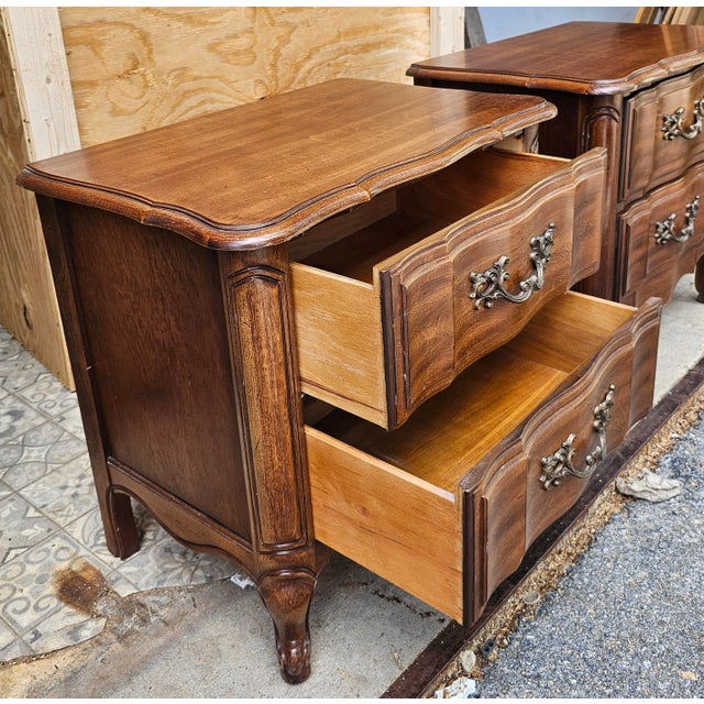 1960s 1960s Thomasville Provincial Style Fruitwood Bedside Chest For Sale - Image 5 of 11