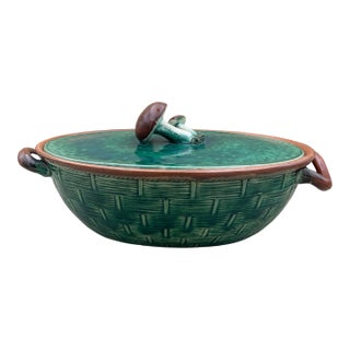1930s Tellurite Green Mushroom Majolica Lidded Casserole Dish With Basket Weave For Sale