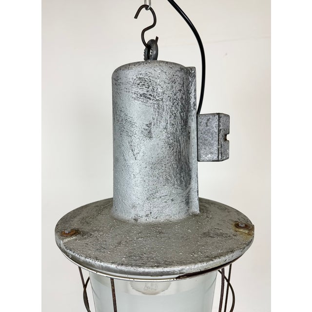 Mid-Century Modern Large Industrial Cast Aluminium Cage Pendant Light, 1960s For Sale - Image 3 of 16