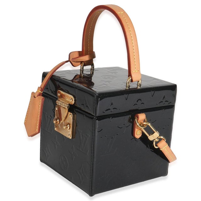 Item #: 148162 Interior Material: Leather MSRP: 3,150 Features Interior: One card slot Dimensions: 4.6 x 4.76 x 4.75 in...