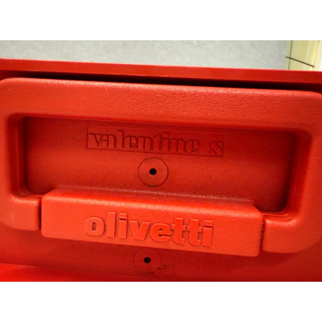 Vintage Olivetti Valentine Typewriter by Ettore Sottsass, Italy, 1970s For Sale - Image 18 of 18