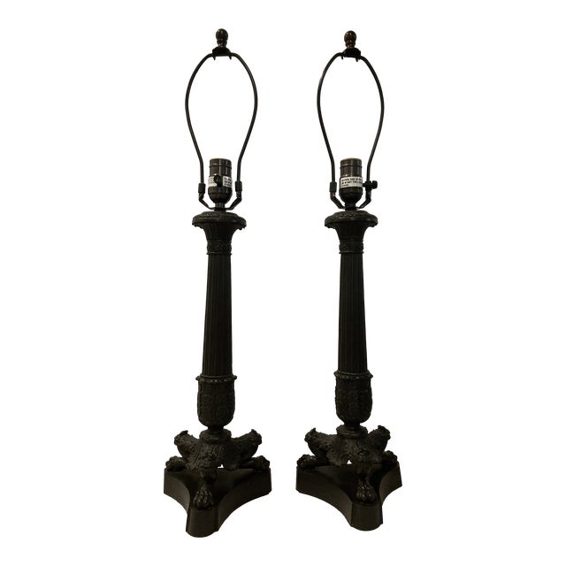 Early 21st Century Vaughan Traditional English Table Lamps - a Pair For Sale