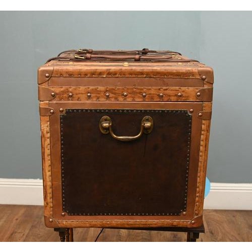 Vintage Travel Trunk in Copper For Sale - Image 4 of 9