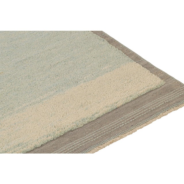 Rug & Kilim’s Contemporary Rug in Gray and Blue For Sale In New York - Image 6 of 7