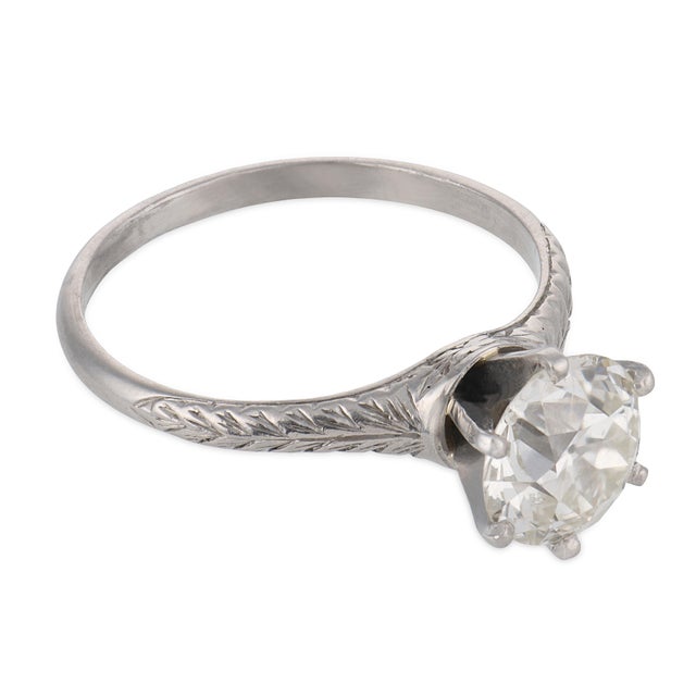 1920s Art Deco Gia 1.75 Carat Old European Cut Diamond Platinum Ring, Size 7.25 For Sale - Image 4 of 6