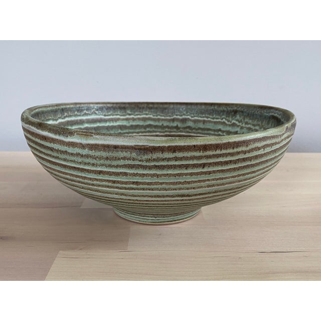 Mid-Century Modern 1950s Lee Rosen for Design-Technics Ceramic Pottery Bowl With Kt Matte Glaze For Sale - Image 3 of 13