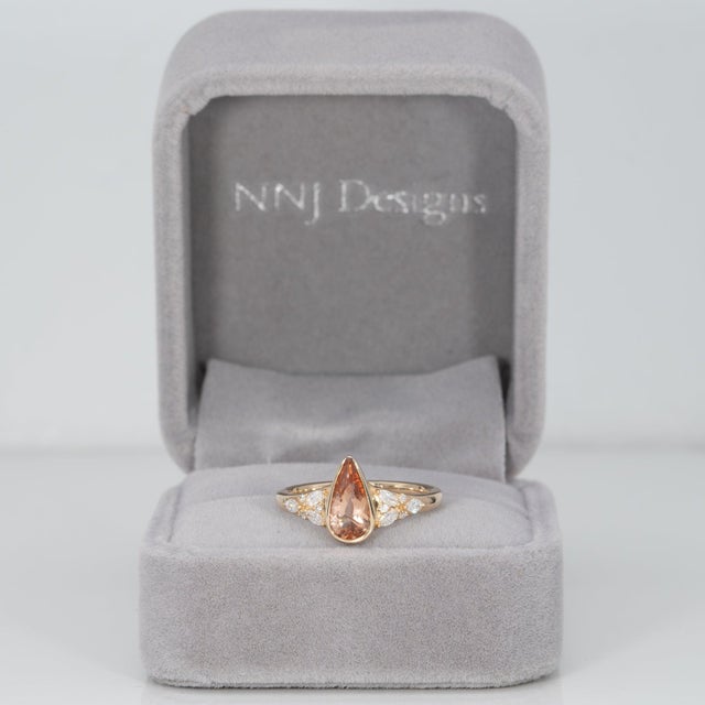 Modern 1.1Ct Imperial Topaz Ring With Natural Diamond Accents: Solid 14k Gold, 10x5mm, Size 6.75 For Sale - Image 3 of 9