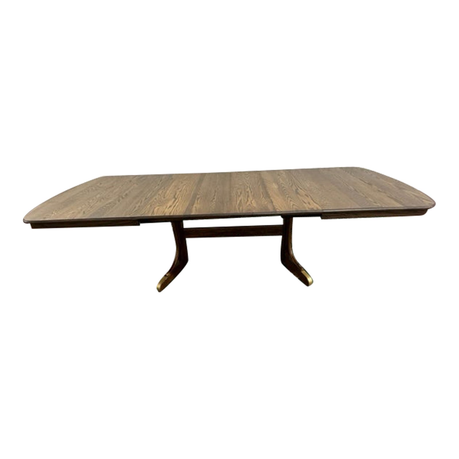 1980s Vintage Richardson Brothers Oak Dining Table With and Four Leaves
