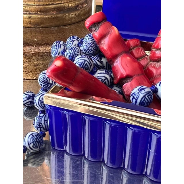 1960s Cobalt Italian Opaline glass casket with gold mounts and scalloped sides For Sale - Image 11 of 16