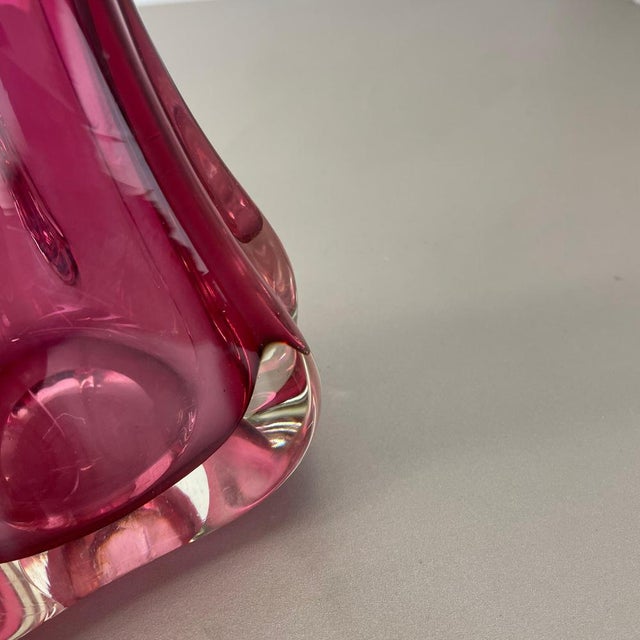 Large Pink Murano Glass Sommerso Vase Italy, 1970s For Sale - Image 14 of 18
