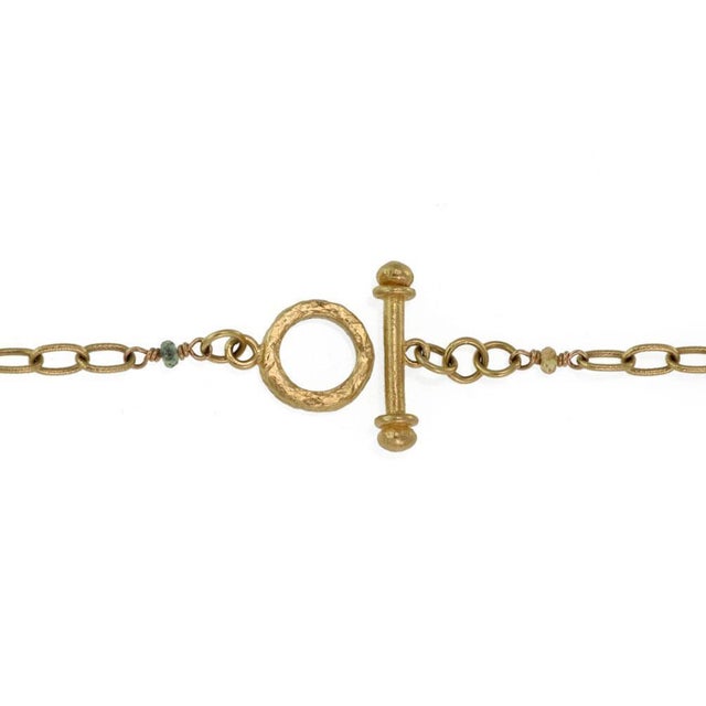 Contemporary 18k Yellow Gold 147.50ct Multicolor Sapphire 2 Layer Beaded Necklace For Sale - Image 3 of 4