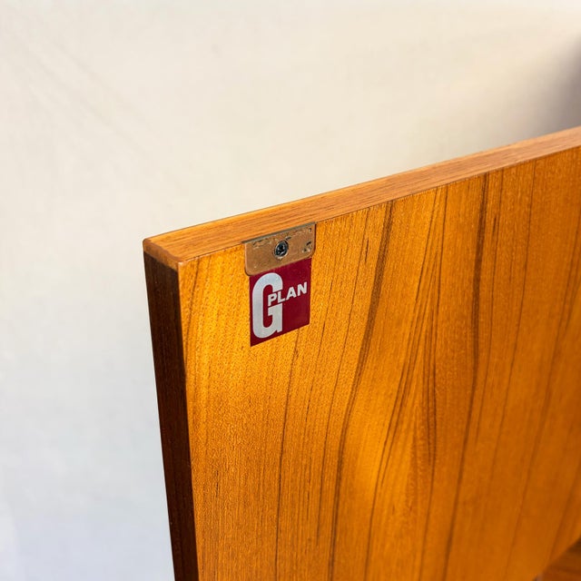 Form 5 Teak Wall Unit by R. Bennett for G-Plan, 1970s For Sale - Image 9 of 10