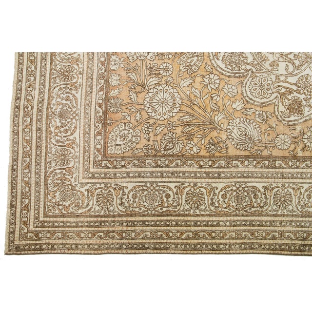 1900 - 1909 1900 Antique Indian Agra Wool Rug in Ivory and Tan With Medallion Design For Sale - Image 5 of 9
