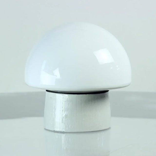 White Mid-Century Wall Lamp in Ceramic and White Opaline Glass from Elektrosvit, 1960s For Sale - Image 8 of 9