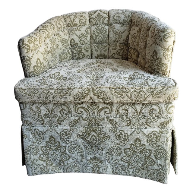 Vintage Barrel Back Tufted Lounge Arm Chair For Sale