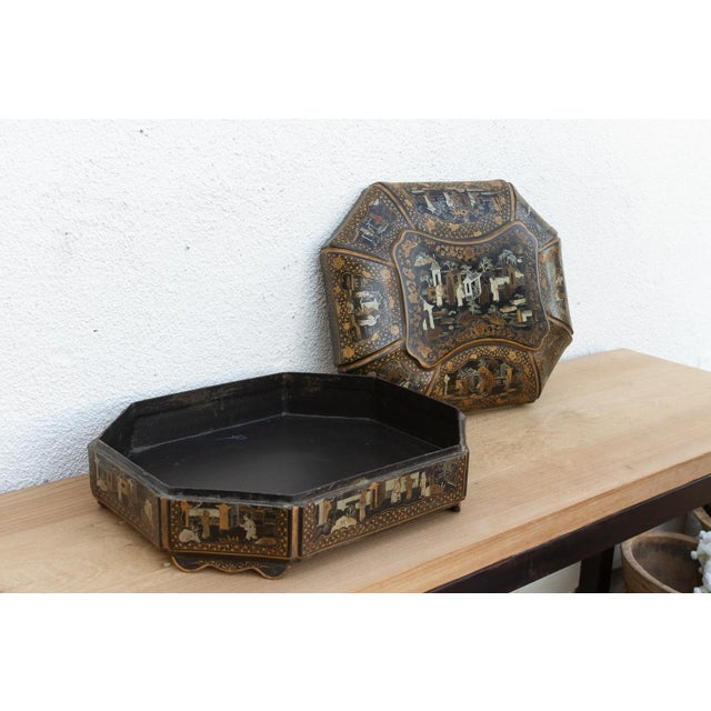 Wood Large Vintage Black & Gold Chinoiserie Box For Sale - Image 7 of 8