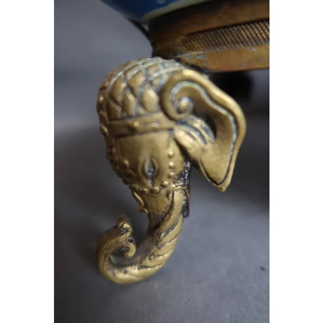 Creil-Montereau enameled earthenware cut from the end of the 19th century. This cut is in blue earthenware and garnished...