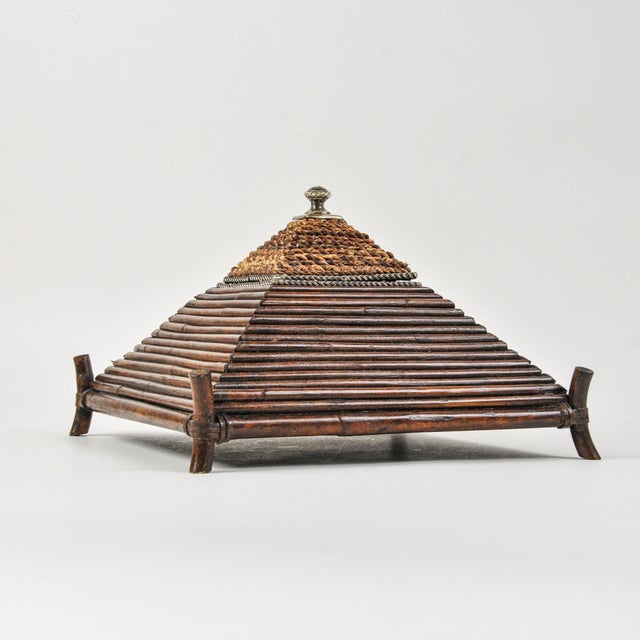 An incredible and unique jewelry box by Maitland-Smith whose current website read "The Artful Pursuit of the Uncommon"...