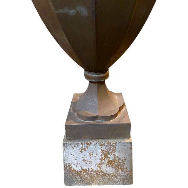 Mid 20th Century Vintage Tole Neoclassical Urn Form Table Lamp For Sale - Image 5 of 6