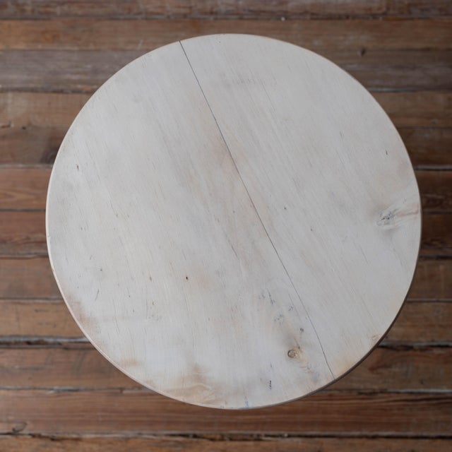 New England Queen Anne Cherry Candle Stand in Black, c.1760 For Sale - Image 9 of 16