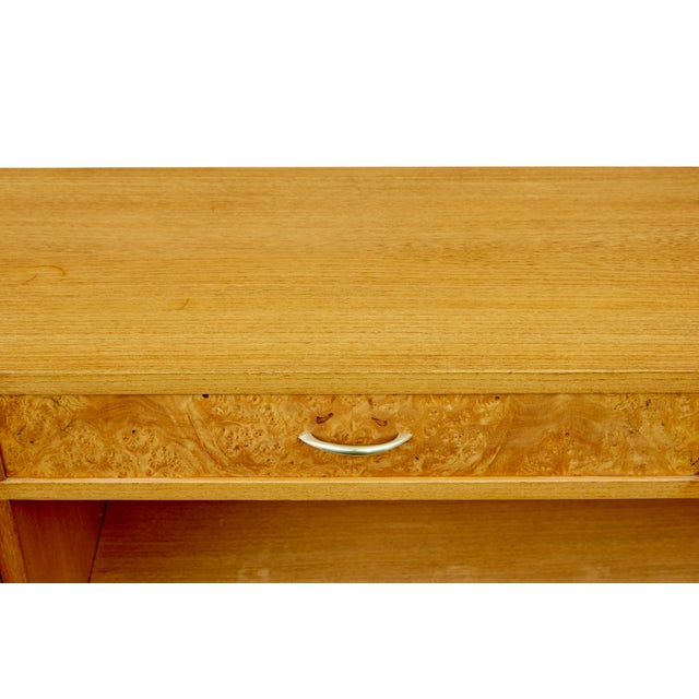 Mid-Century Modern Scandinavian Elm and Burr Low Open Bookcase by Bodafors, 1950 For Sale - Image 9 of 10
