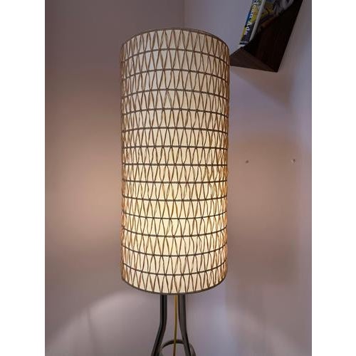 2000 - 2009 Floor Lamp with Raffia Structure Weave and Chrome Frame For Sale - Image 5 of 11