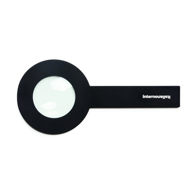 Contemporary STRA Lens Magnifying Glass in Black by Giulio Iacchetti for Internoitaliano For Sale - Image 3 of 3