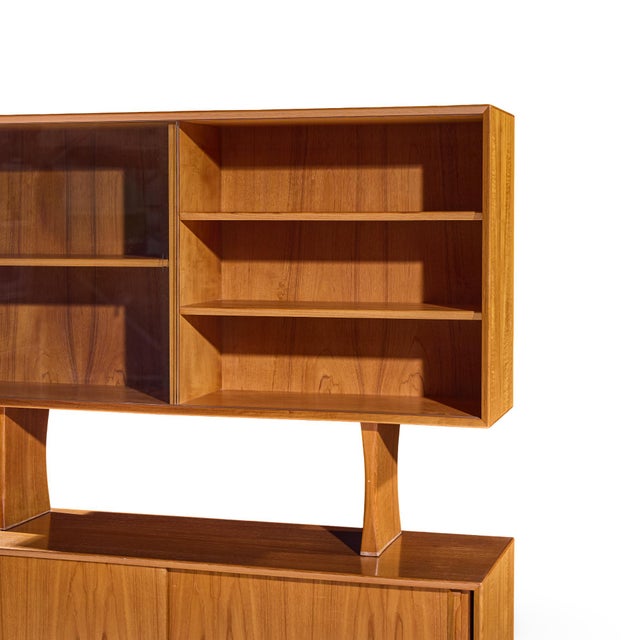 Hp Hansen Style Mid Century Danish Teak Credenza and Hutch For Sale In Chicago - Image 6 of 13