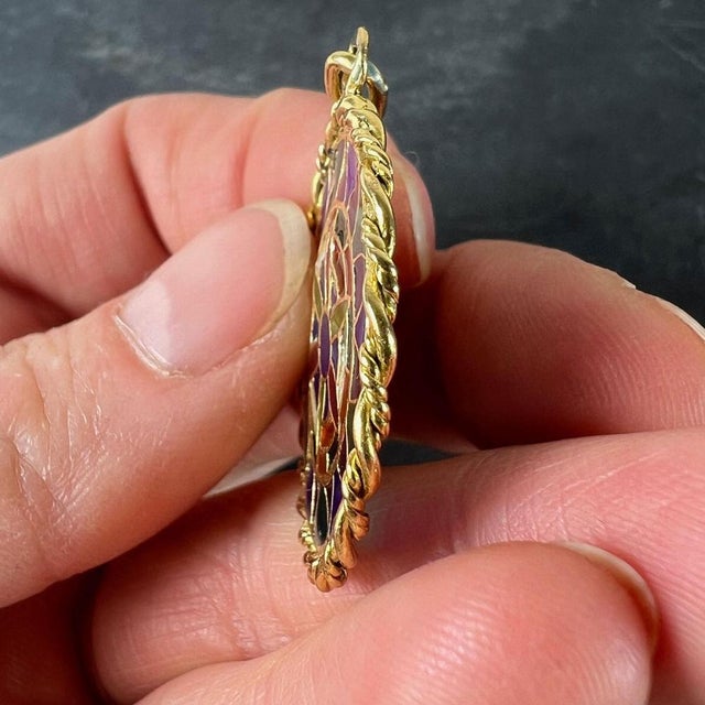 French Window Plique-À-Jour Pendant Medal in Enamel and 18 Karat Yellow Gold, 1930s For Sale - Image 12 of 18