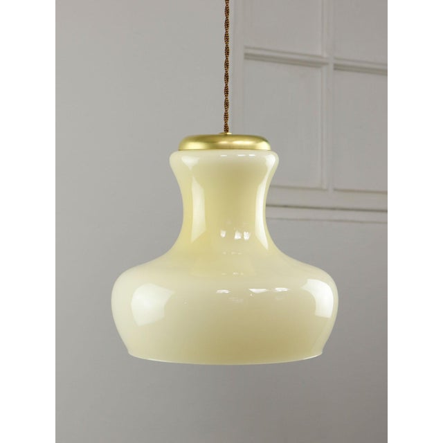 Mid-Century Modern Italian Brass and Yellow Glass Pendant Lamp For Sale - Image 12 of 16