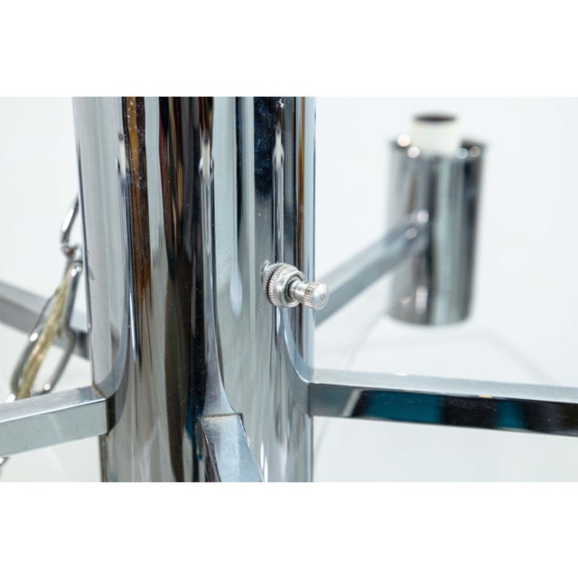 Sciolari Style Vintage Chrome and Lucite Chained Chandelier Light Fixture For Sale - Image 9 of 9