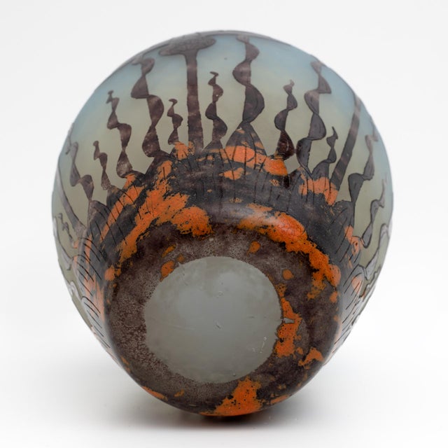 French Art Nouveau Artistic Glass Vase by Charles Schneider, 1924 For Sale - Image 7 of 10