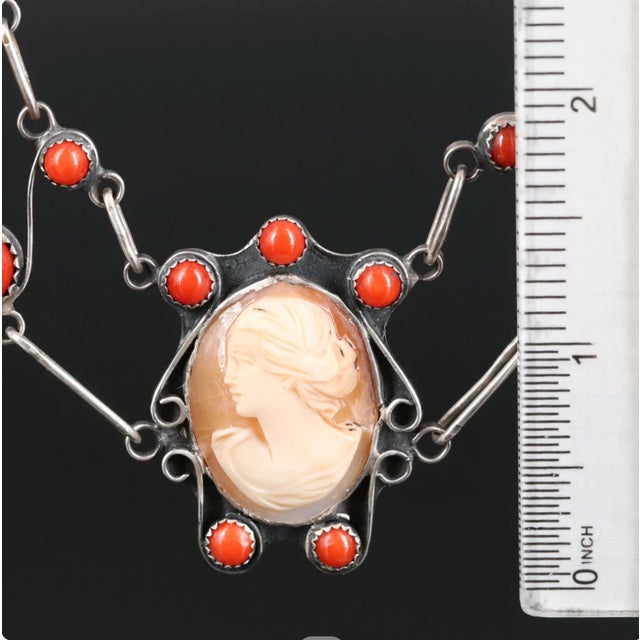 1940s Vintage Sterling Silver Shell and Coral Necklace For Sale - Image 5 of 7