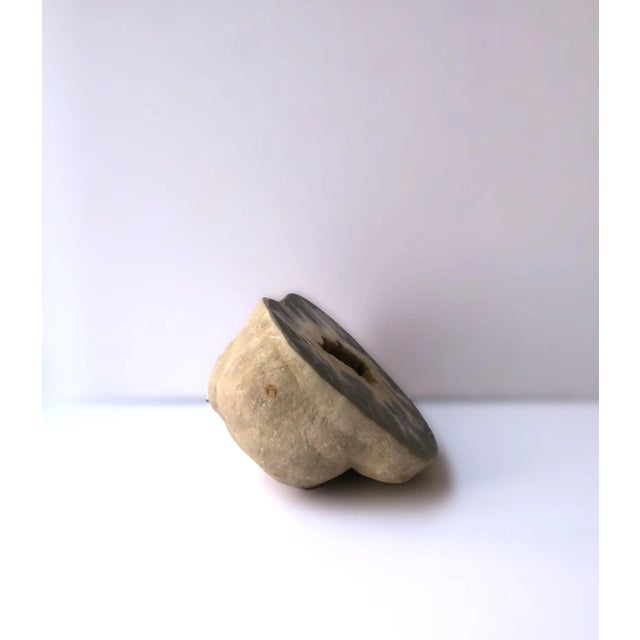 Natural Quartz Geode Decorative Object For Sale In New York - Image 6 of 9