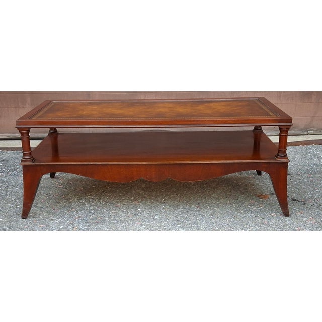 1940s English Regency Style Tooled Leather Inset Mahogany Two-Tier Coffee Table For Sale - Image 4 of 15