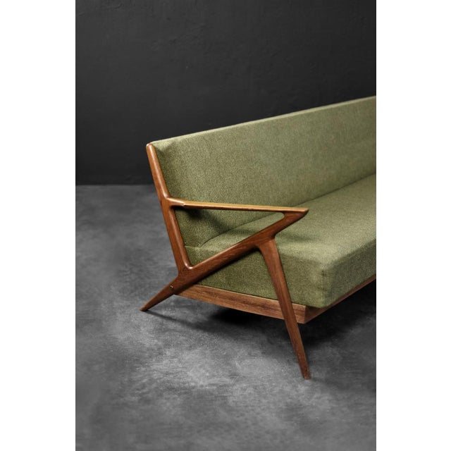 Vintage Danish Three-Seater Z-Sofa by Poul Jensen for Selig Furniture, 1950s For Sale - Image 13 of 18