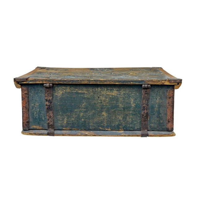 Swedish Rustic Hand-Painted Box, 1850 For Sale - Image 6 of 9