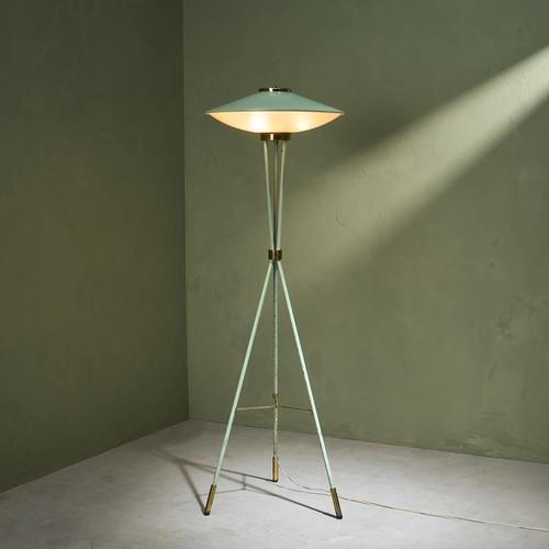 Sage Green Lacquered Floor Lamp with Brass Details from Stilnovo, Italy, 1955 For Sale - Image 12 of 12