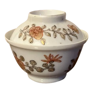 Antique 18th Century Chinese Export Porcelain Tea Cup or Bowl and Cover