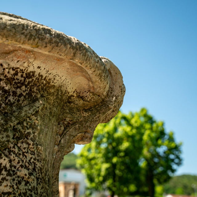 Large Garden Krater Vase in Cast Stone, 1990s For Sale - Image 12 of 13