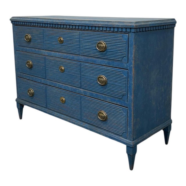 Traditional Mid 19th Century Gustavian Style Commode For Sale - Image 3 of 8