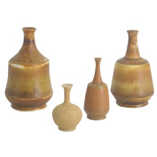 Small Mid-Century Scandinavian Modern Collectible Brown Stoneware Vases by Gunnar Borg for Höganäs Ceramics, 1960s, Set of 4 For Sale